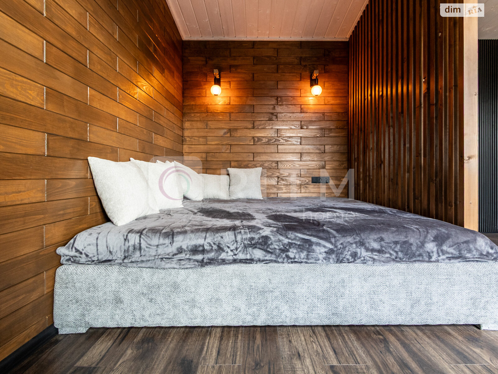 одноэтажный дом с отоплением, 40 кв. м, кирпич. Продажа в Ивано-Франковске фото 1 одноэтажный дом с отоплением, 40 кв. м, кирпич. Продажа в Ивано-Франковске фото 1