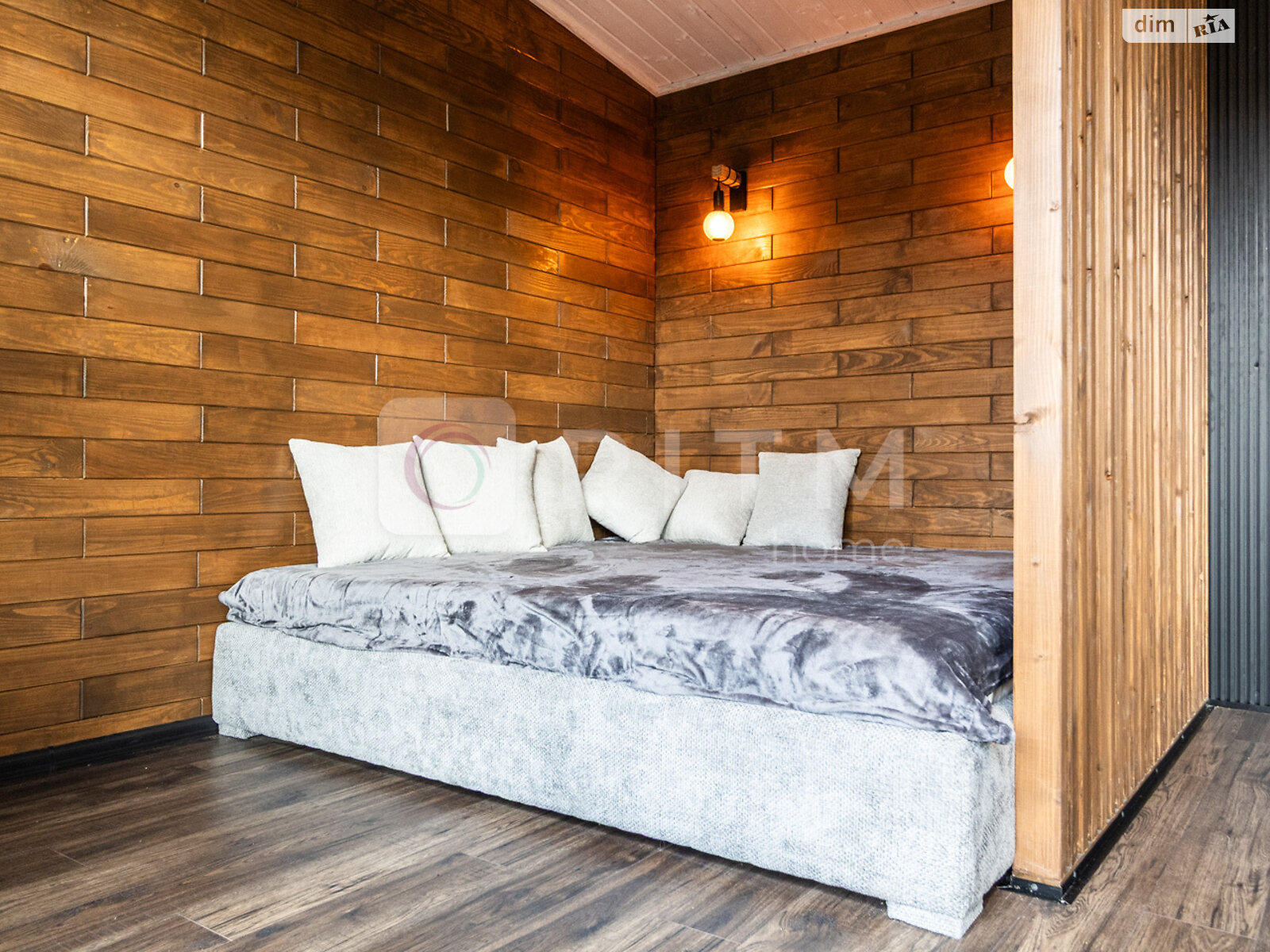 одноэтажный дом с отоплением, 40 кв. м, кирпич. Продажа в Ивано-Франковске фото 1 одноэтажный дом с отоплением, 40 кв. м, кирпич. Продажа в Ивано-Франковске фото 1