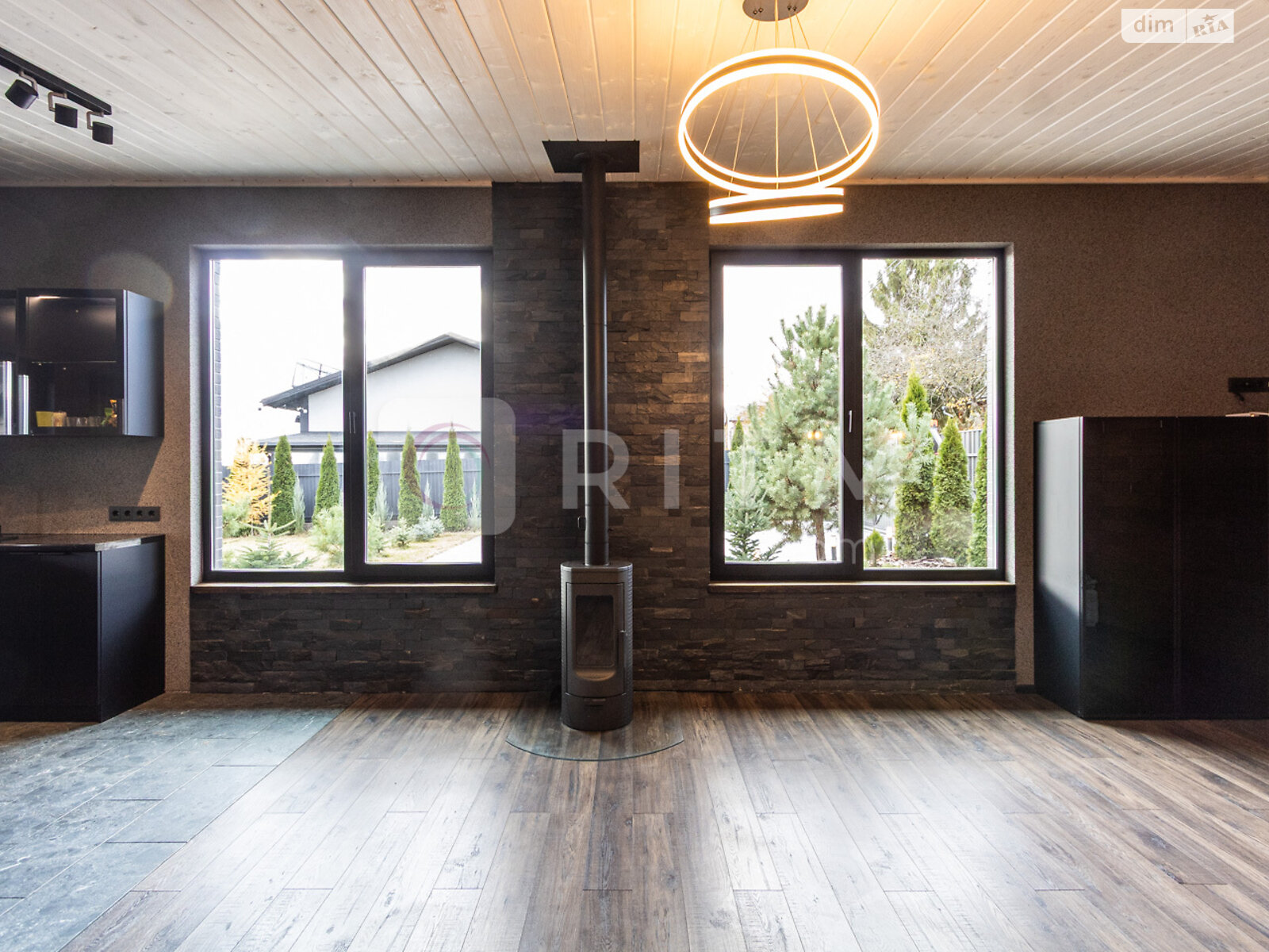 одноэтажный дом с отоплением, 40 кв. м, кирпич. Продажа в Ивано-Франковске фото 1 одноэтажный дом с отоплением, 40 кв. м, кирпич. Продажа в Ивано-Франковске фото 1