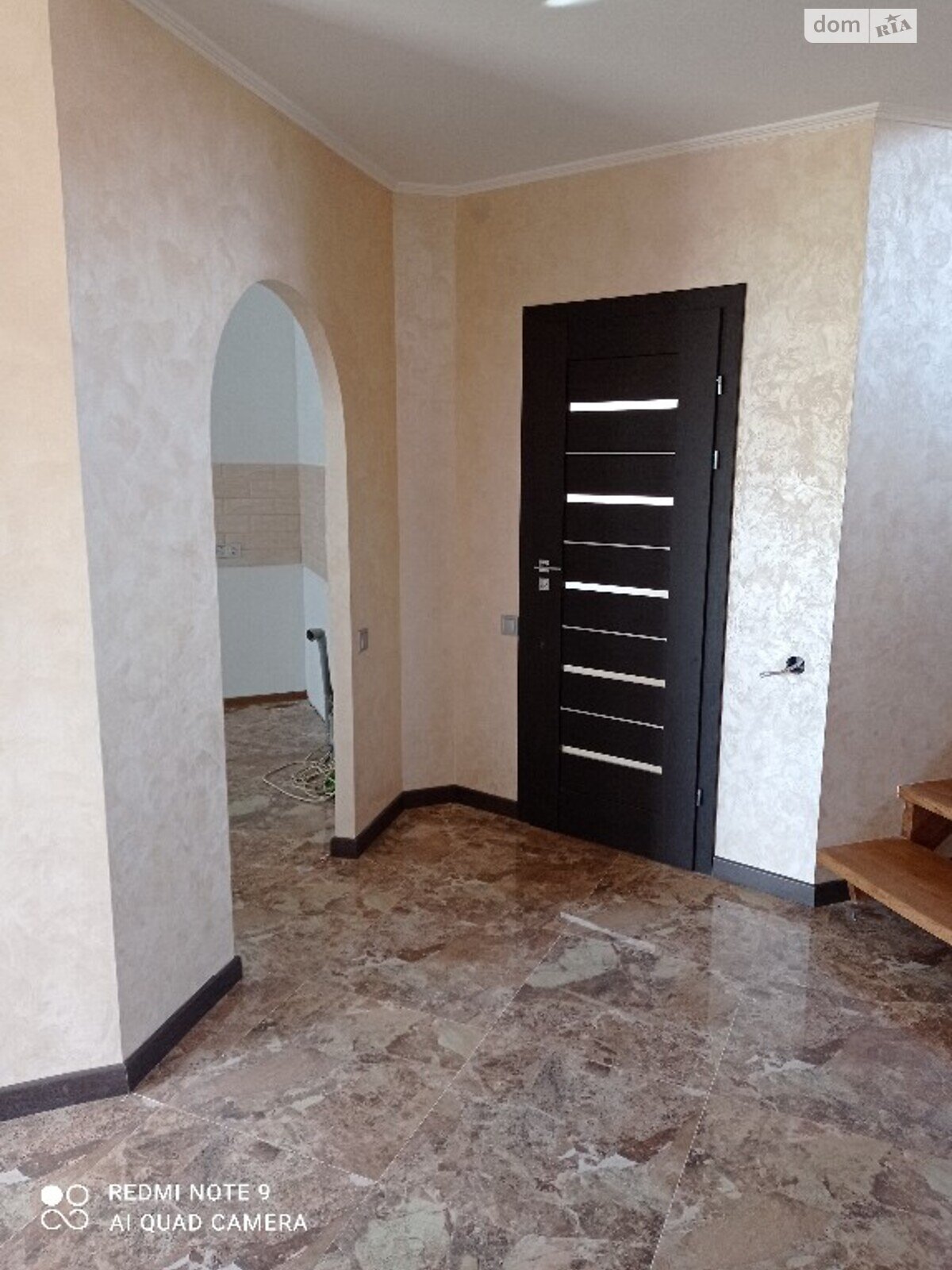 двоповерховий будинок з ремонтом, 180 кв. м, кирпич. Продаж у Івано-Франківську фото 1 двоповерховий будинок з ремонтом, 180 кв. м, кирпич. Продаж у Івано-Франківську фото 1
