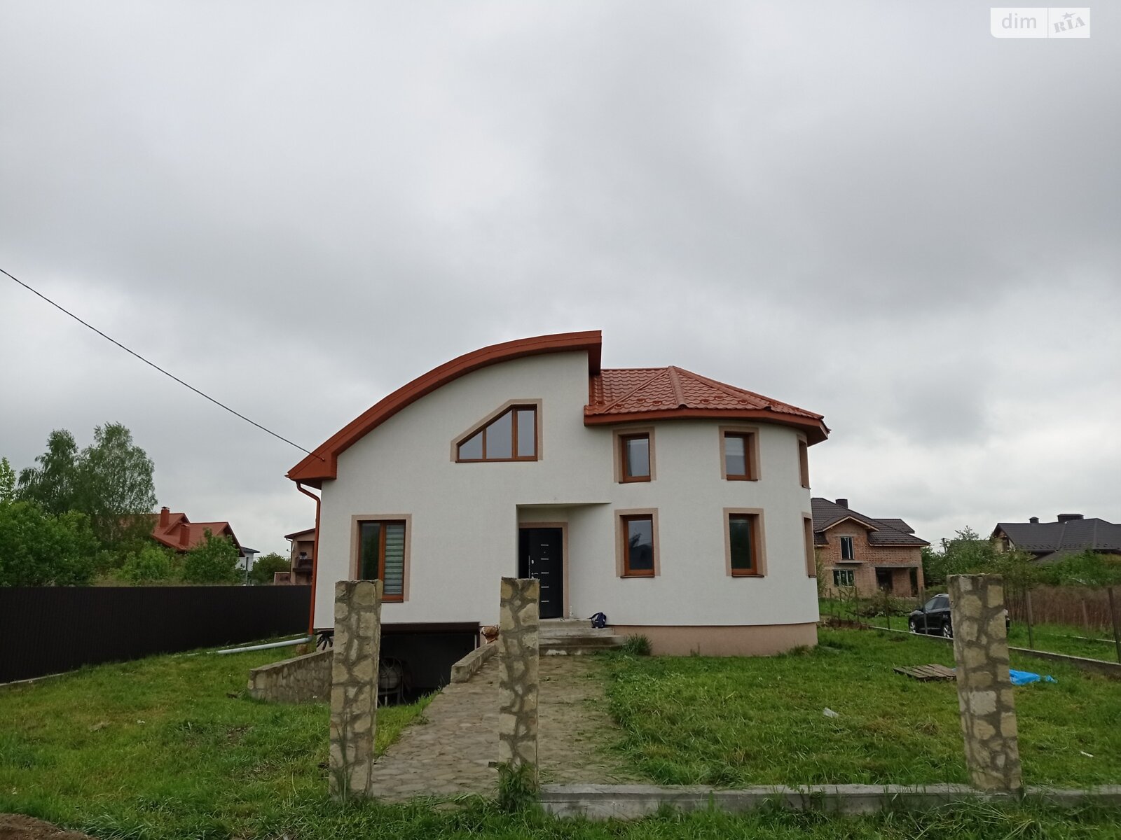 двоповерховий будинок з ремонтом, 180 кв. м, кирпич. Продаж у Івано-Франківську фото 1 двоповерховий будинок з ремонтом, 180 кв. м, кирпич. Продаж у Івано-Франківську фото 1