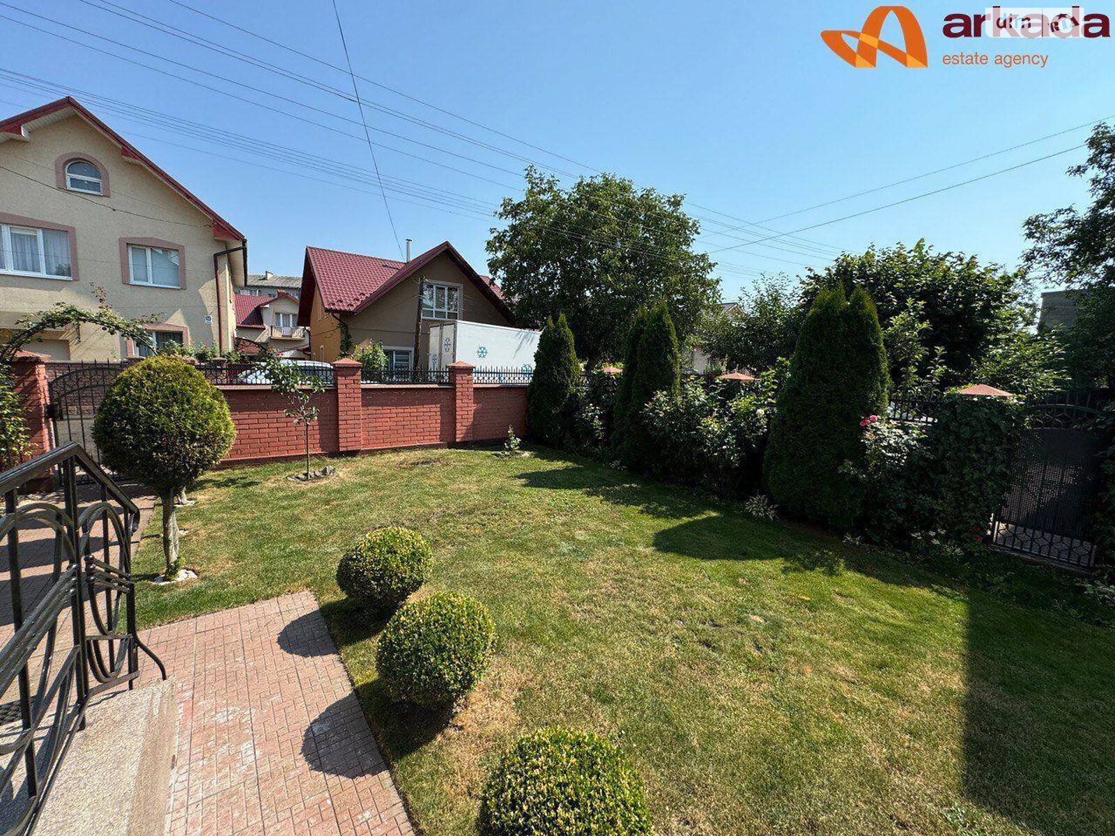 двухэтажный дом с верандой, 235 кв. м, кирпич. Продажа в Ивано-Франковске район Горка фото 1 двухэтажный дом с верандой, 235 кв. м, кирпич. Продажа в Ивано-Франковске район Горка фото 1