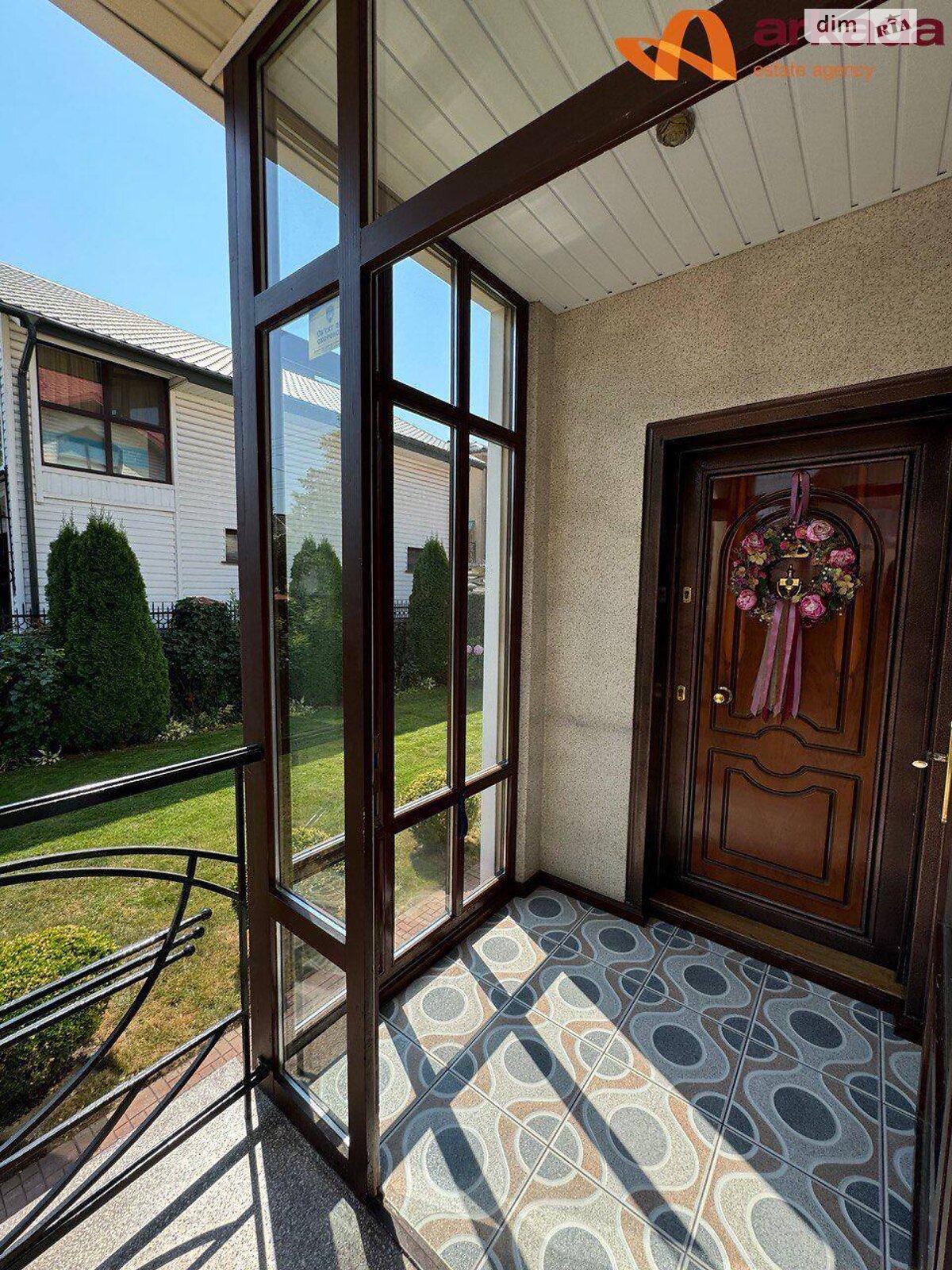 двухэтажный дом с верандой, 235 кв. м, кирпич. Продажа в Ивано-Франковске район Горка фото 1 двухэтажный дом с верандой, 235 кв. м, кирпич. Продажа в Ивано-Франковске район Горка фото 1