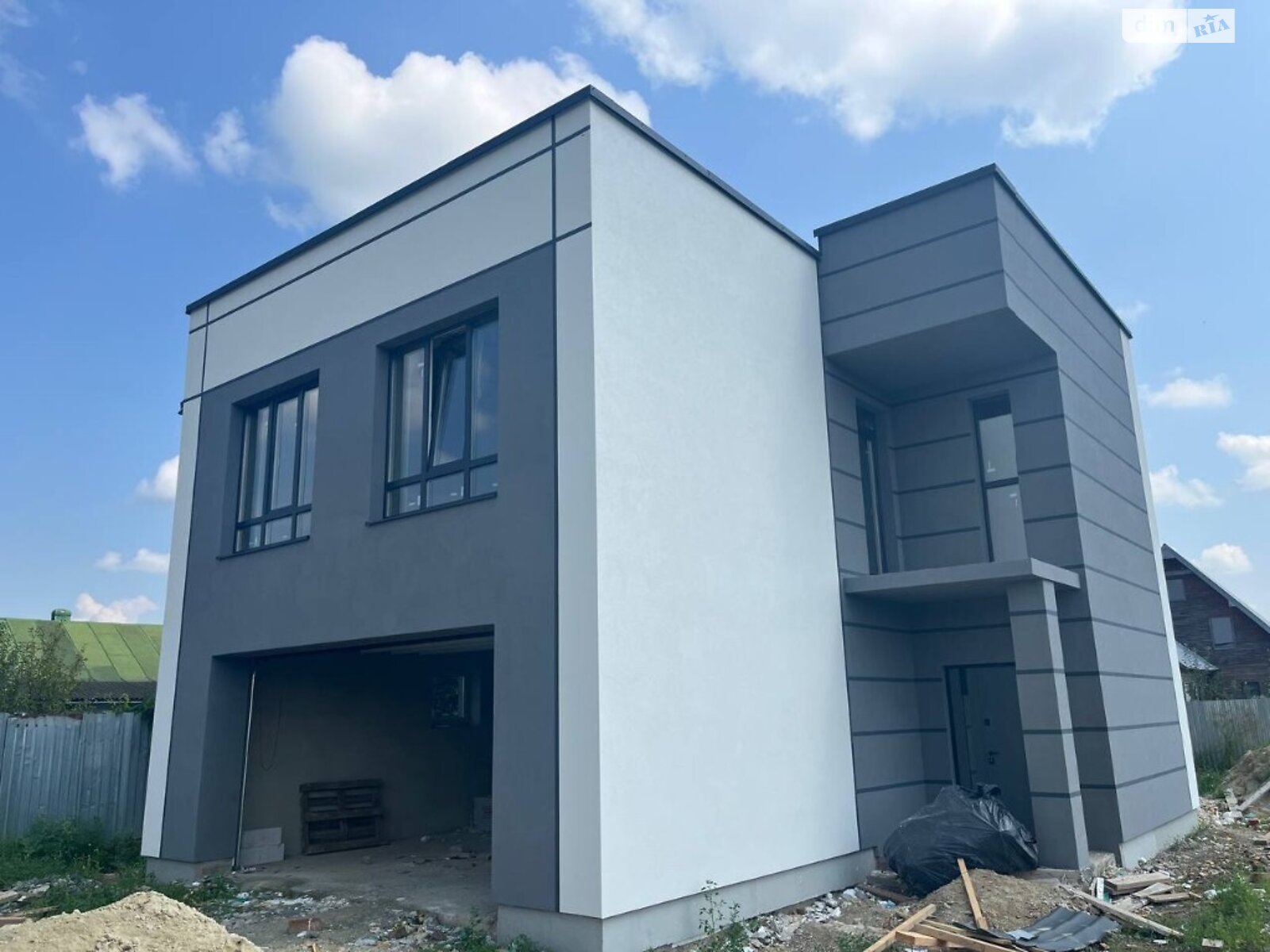 двухэтажный дом с балконом, 135 кв. м, кирпич. Продажа в Ивано-Франковске фото 1 двухэтажный дом с балконом, 135 кв. м, кирпич. Продажа в Ивано-Франковске фото 1