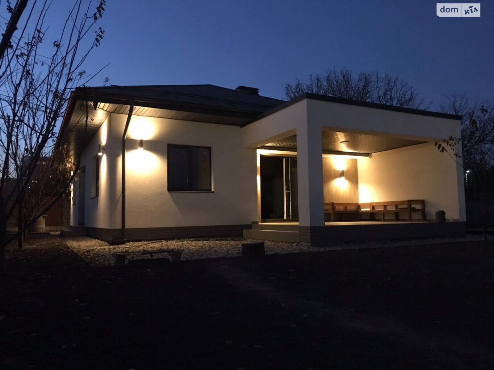 двухэтажный дом с верандой, 125 кв. м, кирпич. Продажа в Ивано-Франковске фото 1 двухэтажный дом с верандой, 125 кв. м, кирпич. Продажа в Ивано-Франковске фото 1