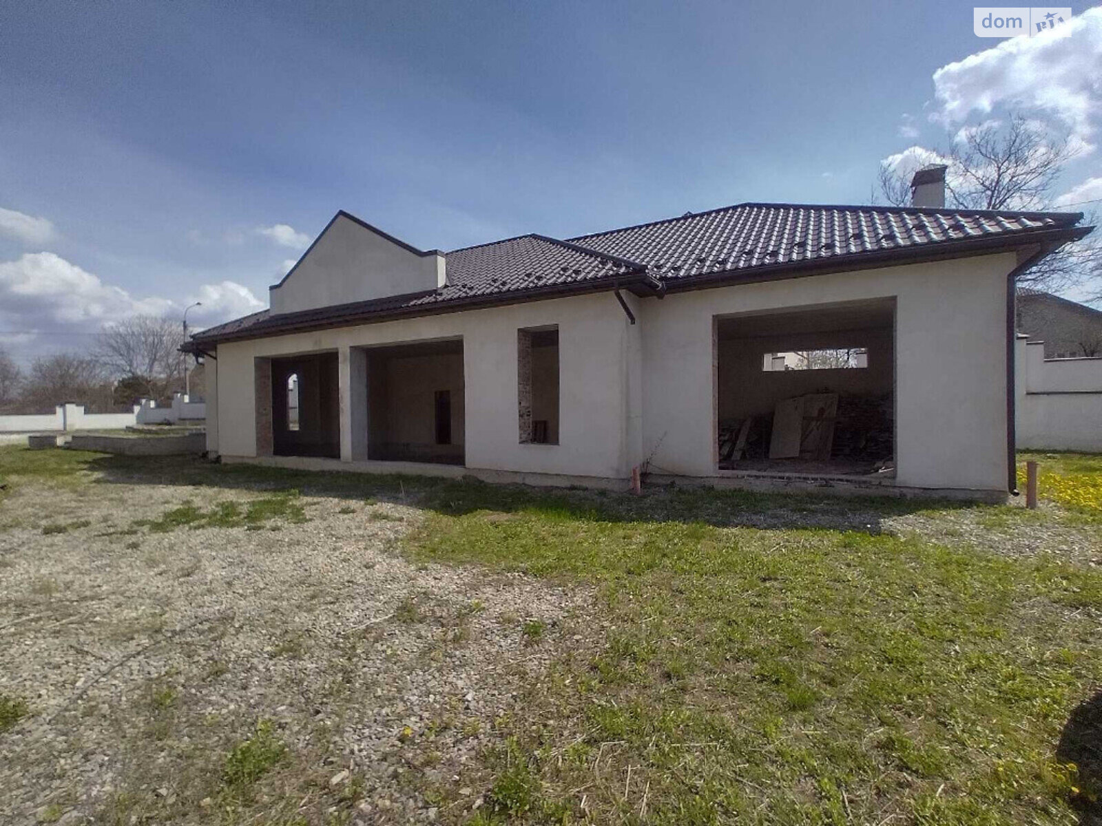 двухэтажный дом с балконом, 898 кв. м, кирпич. Продажа в Ивано-Франковске фото 1 двухэтажный дом с балконом, 898 кв. м, кирпич. Продажа в Ивано-Франковске фото 1