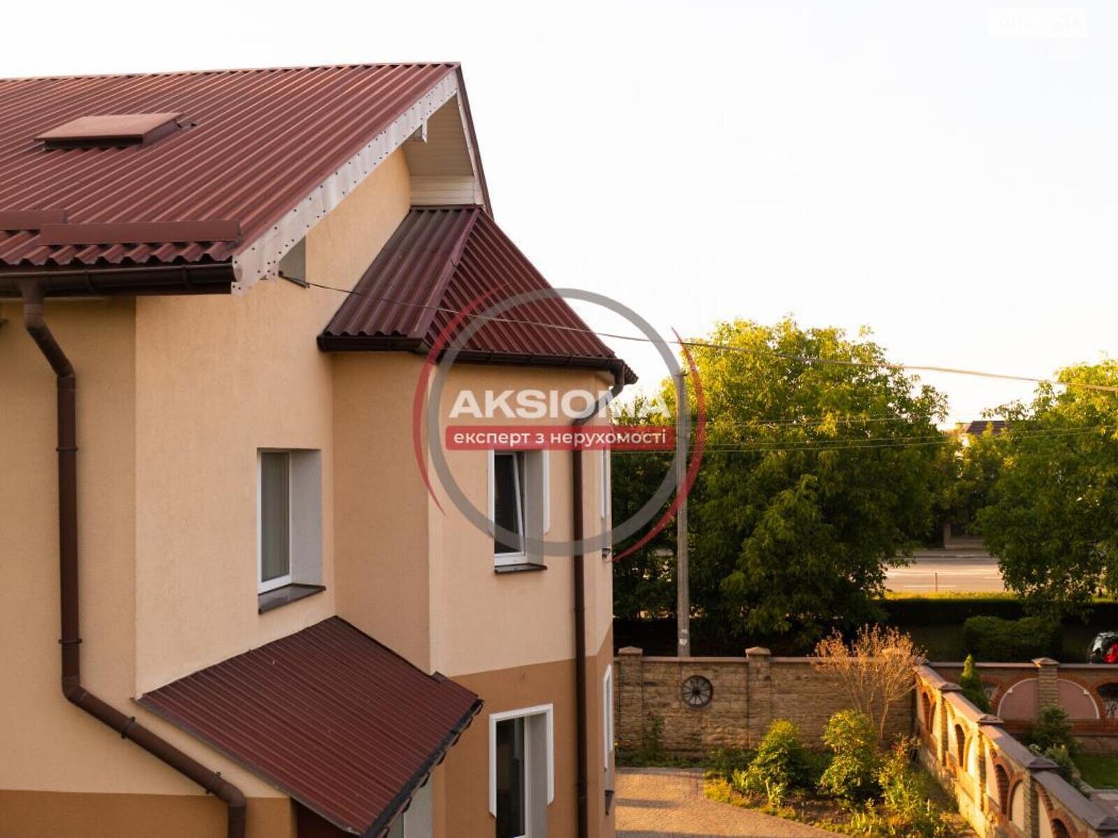 двухэтажный дом, 270 кв. м, кирпич. Продажа в Ивано-Франковске фото 1 двухэтажный дом, 270 кв. м, кирпич. Продажа в Ивано-Франковске фото 1