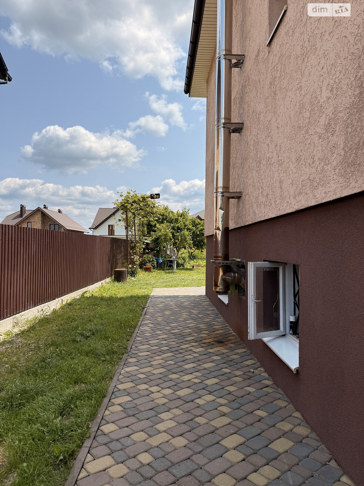 двухэтажный дом с верандой, 285 кв. м, кирпич. Продажа в Ивано-Франковске фото 1 двухэтажный дом с верандой, 285 кв. м, кирпич. Продажа в Ивано-Франковске фото 1