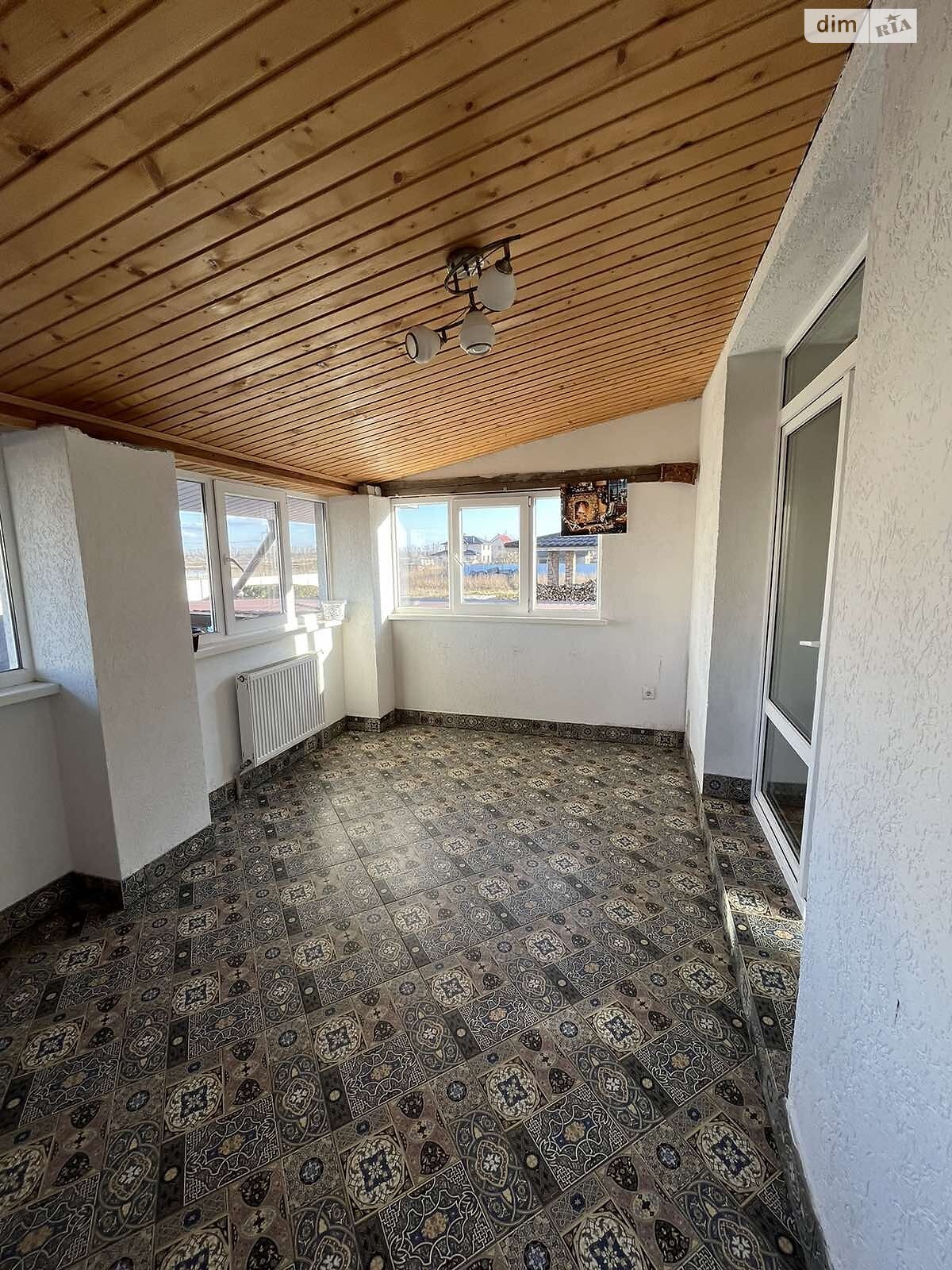 двухэтажный дом с верандой, 285 кв. м, кирпич. Продажа в Ивано-Франковске фото 1 двухэтажный дом с верандой, 285 кв. м, кирпич. Продажа в Ивано-Франковске фото 1