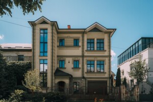 трехэтажный дом с гаражом, 330.9 кв. м, кирпич. Продажа в Ивано-Франковске фото 2