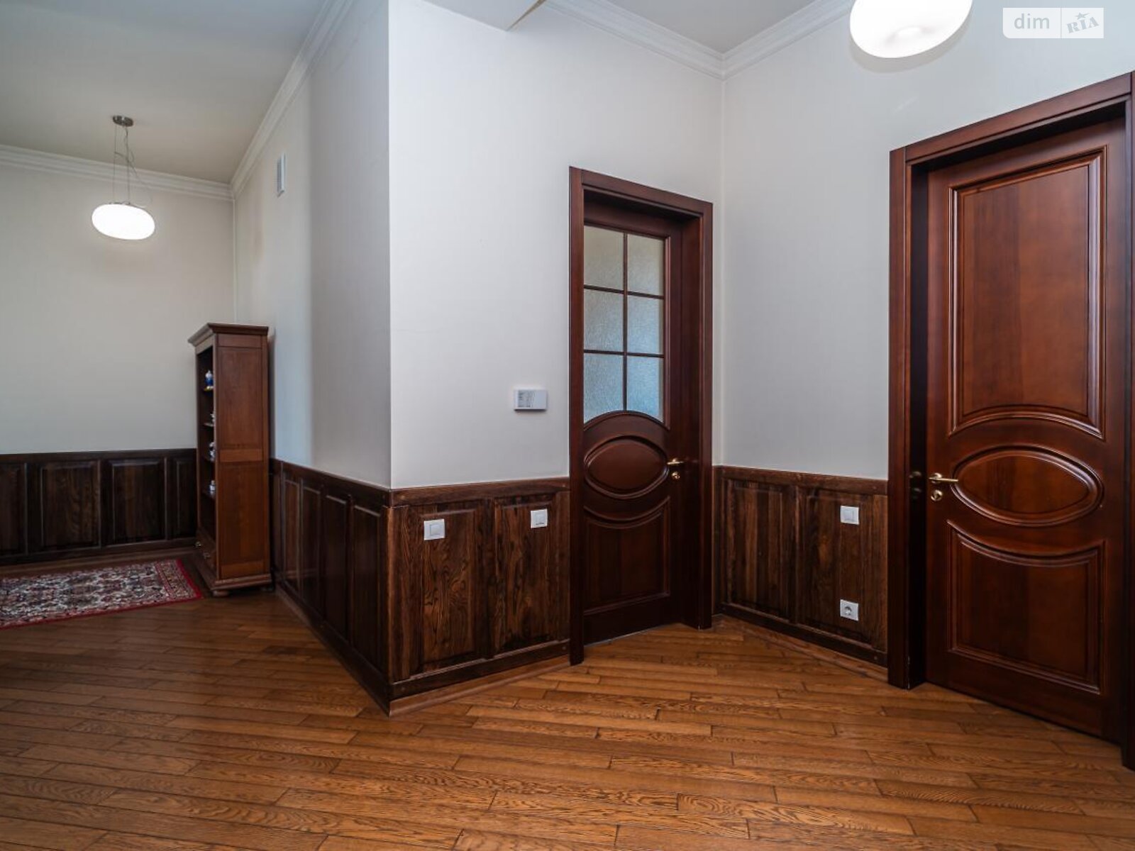 трехэтажный дом с гаражом, 330.9 кв. м, кирпич. Продажа в Ивано-Франковске фото 1 трехэтажный дом с гаражом, 330.9 кв. м, кирпич. Продажа в Ивано-Франковске фото 1