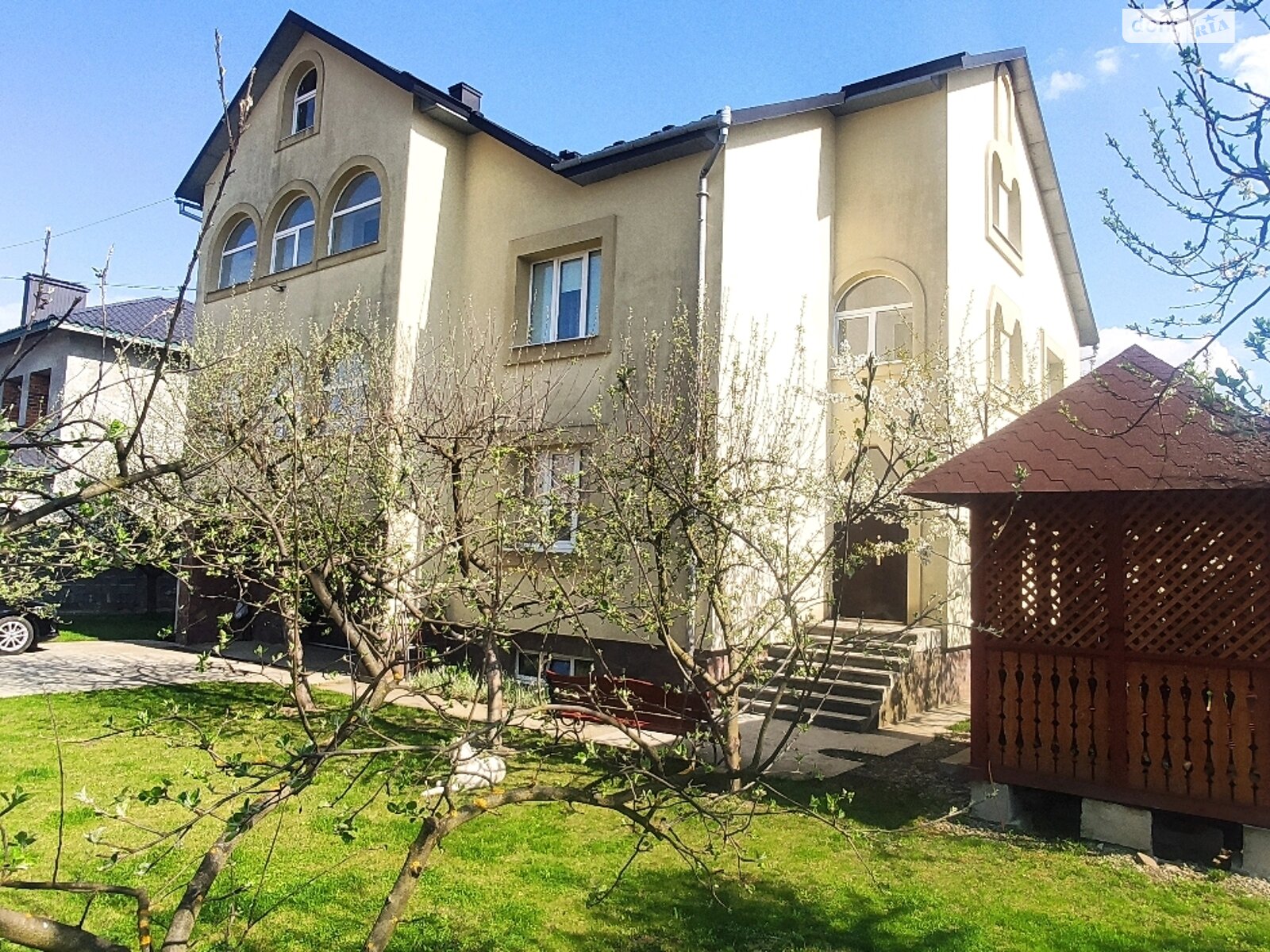 двоповерховий будинок з балконом, 357 кв. м, цегла. Продаж у Крихівцях фото 1