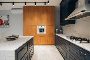 двоповерховий будинок з гаражем, 420 кв. м, цегла. Продаж у Івано-Франківську фото 2 двоповерховий будинок з гаражем, 420 кв. м, цегла. Продаж у Івано-Франківську фото 2