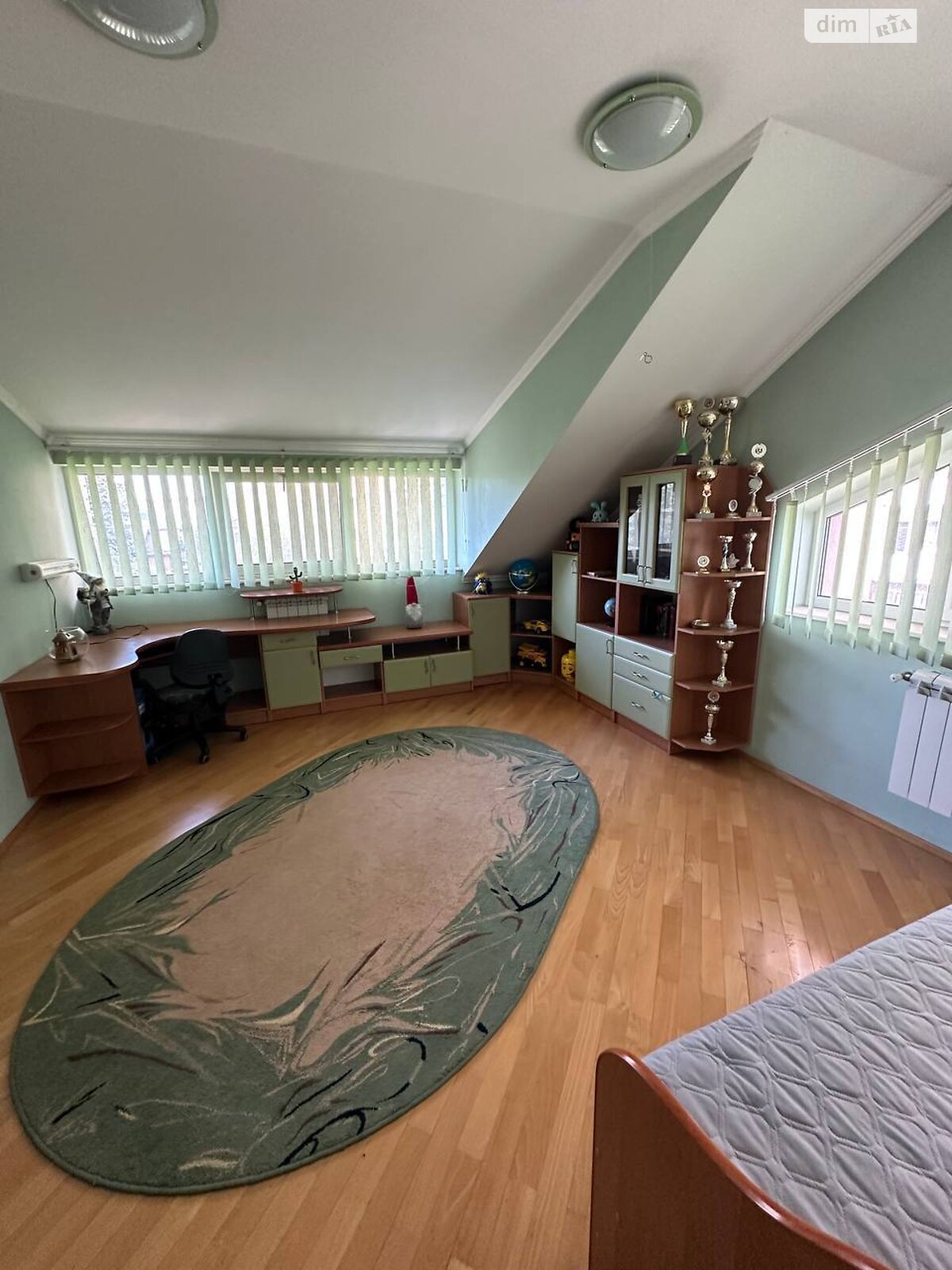 триповерховий будинок з гаражем, 260 кв. м, цегла. Продаж в Івано-Франківську, район Майзлі фото 1 триповерховий будинок з гаражем, 260 кв. м, цегла. Продаж в Івано-Франківську, район Майзлі фото 1