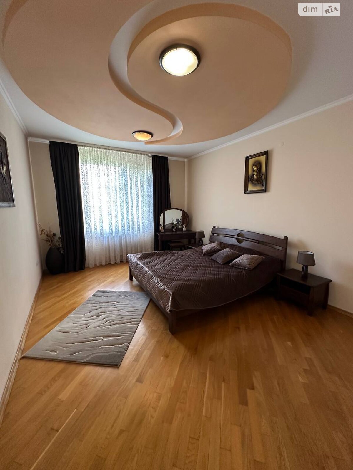 триповерховий будинок з гаражем, 260 кв. м, цегла. Продаж в Івано-Франківську, район Майзлі фото 1 триповерховий будинок з гаражем, 260 кв. м, цегла. Продаж в Івано-Франківську, район Майзлі фото 1