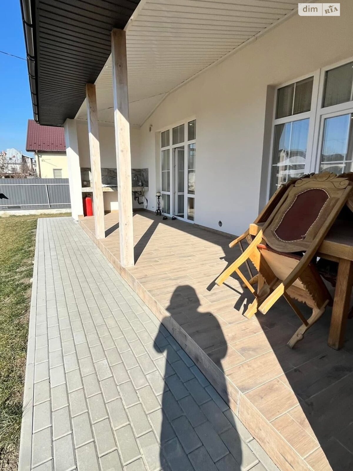 двухэтажный дом с гаражом, 180 кв. м, кирпич. Продажа в Ивано-Франковске район Набережная фото 1 двухэтажный дом с гаражом, 180 кв. м, кирпич. Продажа в Ивано-Франковске район Набережная фото 1