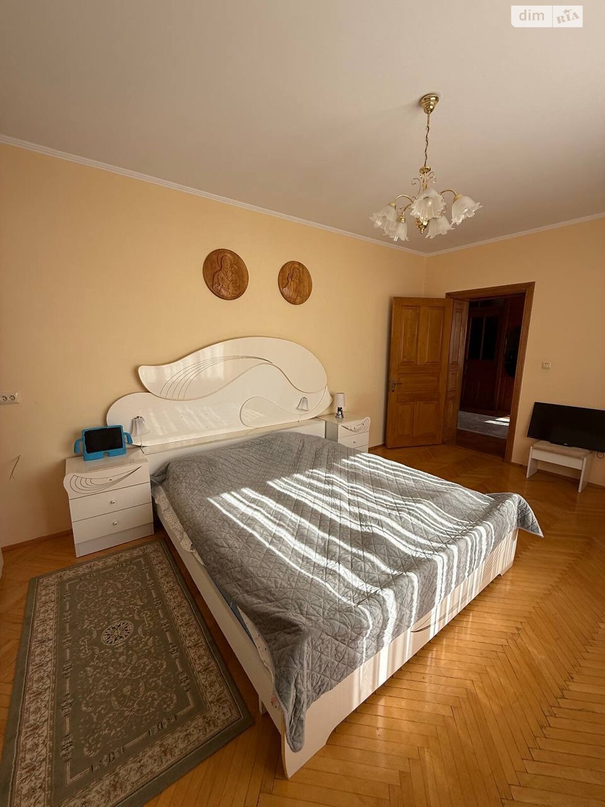 триповерховий будинок з верандою, 343.8 кв. м, цегла. Продаж в Івано-Франківську, район Опришівці фото 1