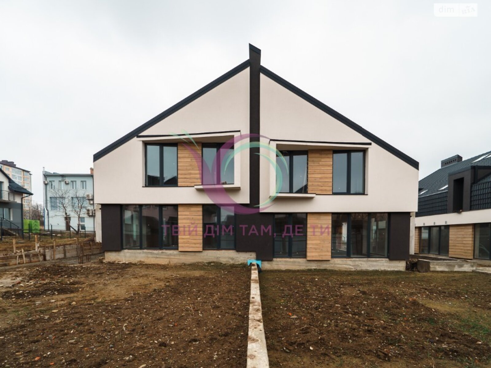 Продаж частини будинку в Івано-Франківську, район Пасічна, 3 кімнати фото 1 Продаж частини будинку в Івано-Франківську, район Пасічна, 3 кімнати фото 1