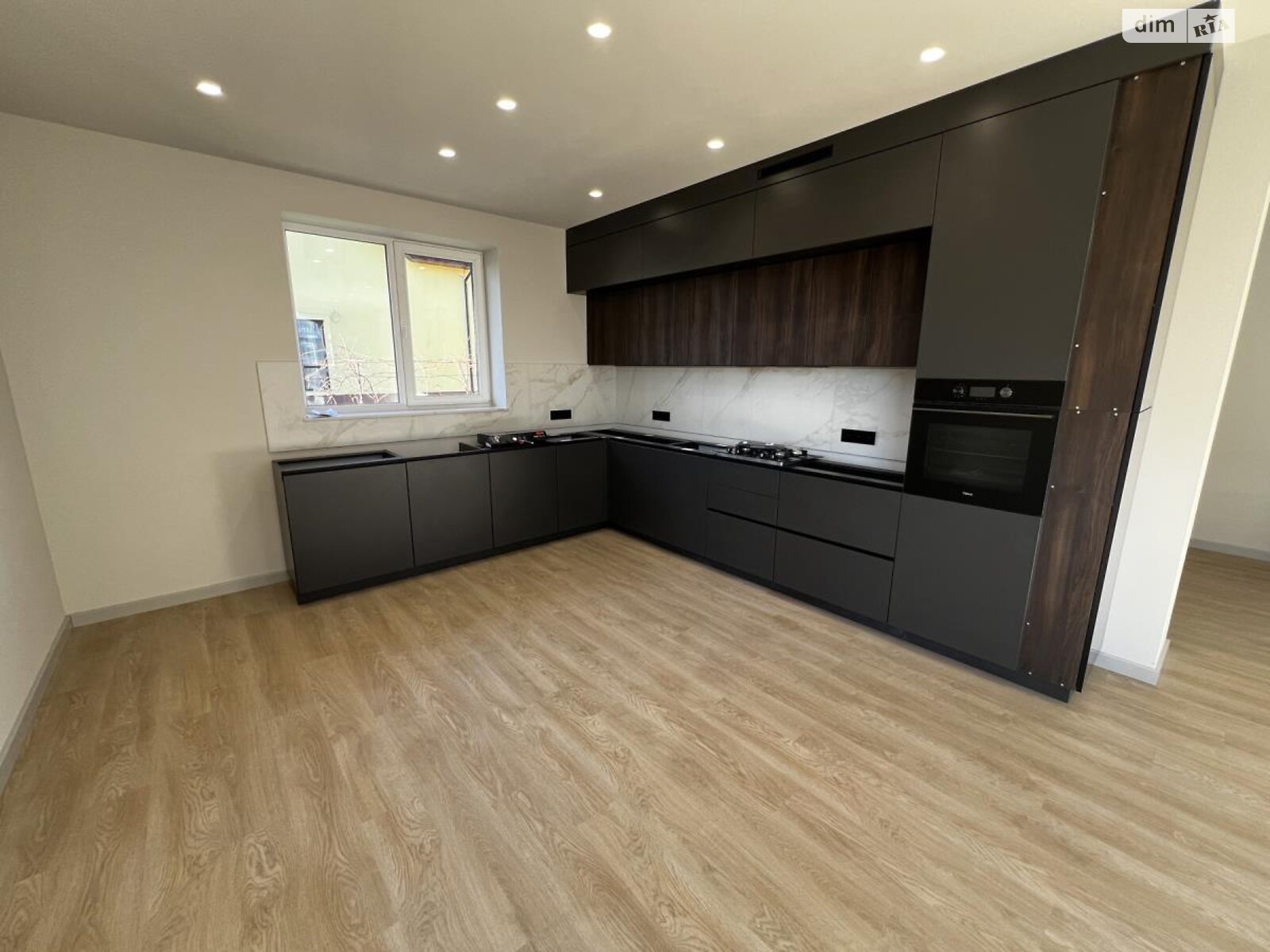 двоповерховий будинок з гаражем, 165 кв. м, цегла. Продаж в Івано-Франківську, район Пасічна фото 1 двоповерховий будинок з гаражем, 165 кв. м, цегла. Продаж в Івано-Франківську, район Пасічна фото 1