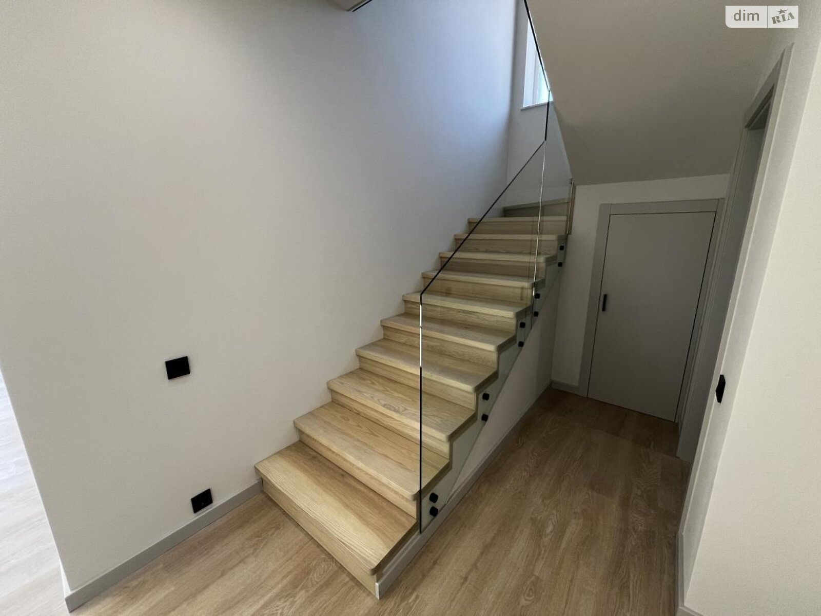 двоповерховий будинок з гаражем, 165 кв. м, цегла. Продаж в Івано-Франківську, район Пасічна фото 1 двоповерховий будинок з гаражем, 165 кв. м, цегла. Продаж в Івано-Франківську, район Пасічна фото 1