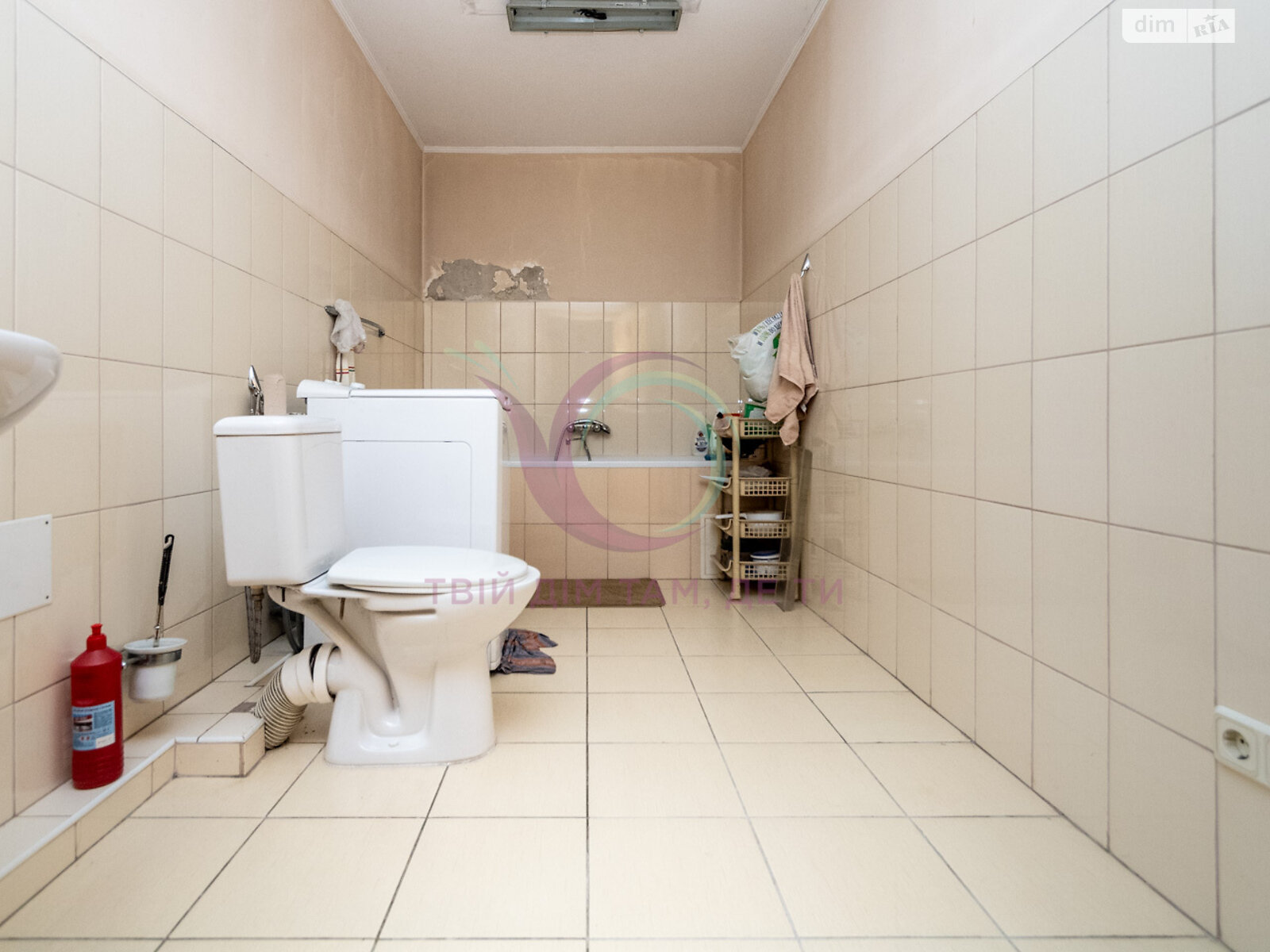 трехэтажный дом с гаражом, 404 кв. м, кирпич. Продажа в Ивано-Франковске район Позитрон фото 1 трехэтажный дом с гаражом, 404 кв. м, кирпич. Продажа в Ивано-Франковске район Позитрон фото 1
