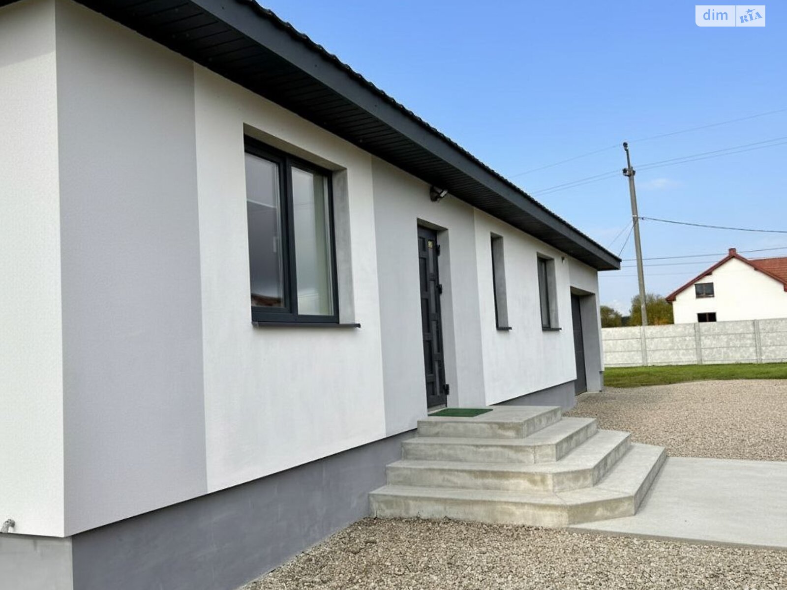 одноэтажный дом с гаражом, 153.9 кв. м, газобетон. Продажа в Старом Лисце фото 1 одноэтажный дом с гаражом, 153.9 кв. м, газобетон. Продажа в Старом Лисце фото 1