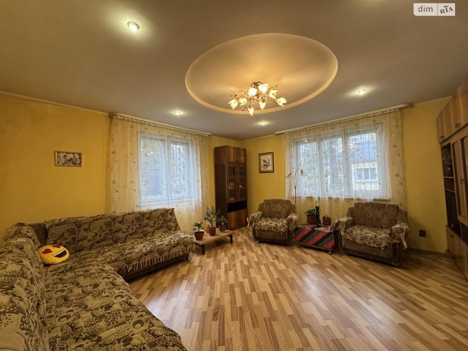 двухэтажный дом с верандой, 186 кв. м, кирпич. Продажа в Ивано-Франковске район Центр фото 1