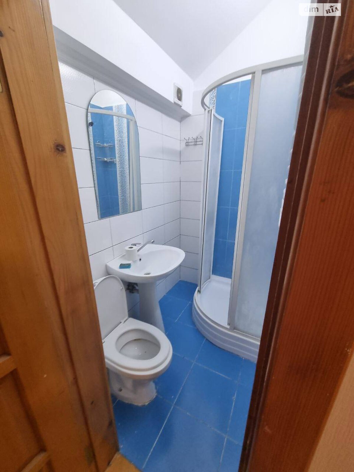 триповерховий будинок з гаражем, 800 кв. м, цегла. Продаж в Івано-Франківську, район Центр фото 1