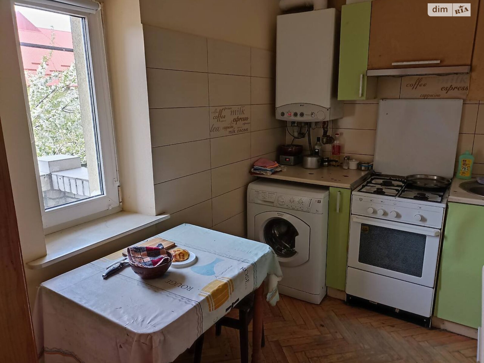 триповерховий будинок з гаражем, 800 кв. м, цегла. Продаж в Івано-Франківську, район Центр фото 1