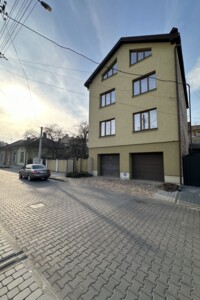 трехэтажный дом с верандой, 300 кв. м, кирпич. Продажа в Ивано-Франковске район Центр фото 2