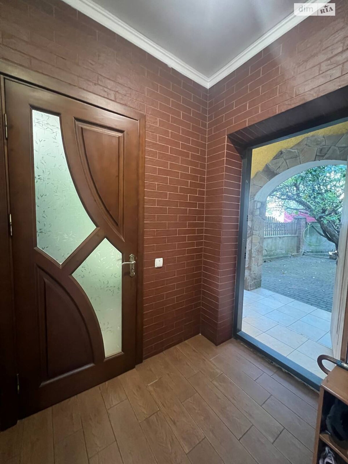 одноэтажный дом с гаражом, 134.2 кв. м, кирпич. Продажа в Ивано-Франковске район Центр фото 1 одноэтажный дом с гаражом, 134.2 кв. м, кирпич. Продажа в Ивано-Франковске район Центр фото 1