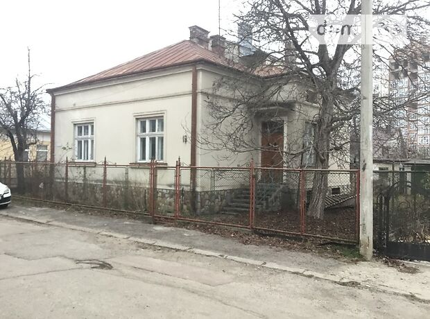 двухэтажный дом с балконом, 286 кв. м, кирпич. Продажа в Ивано-Франковске район Центр фото 1 двухэтажный дом с балконом, 286 кв. м, кирпич. Продажа в Ивано-Франковске район Центр фото 1