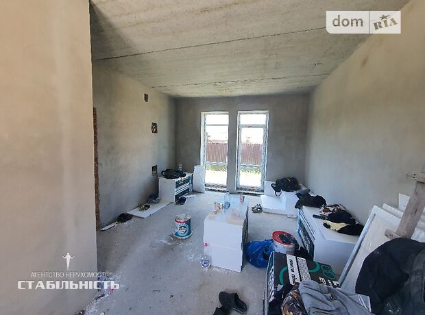 двухэтажный таунхаус, 136 кв. м, кирпич. Продажа в Угорниках фото 1 двухэтажный таунхаус, 136 кв. м, кирпич. Продажа в Угорниках фото 1