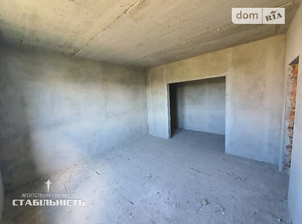 двухэтажный таунхаус, 136 кв. м, кирпич. Продажа в Угорниках фото 1 двухэтажный таунхаус, 136 кв. м, кирпич. Продажа в Угорниках фото 1