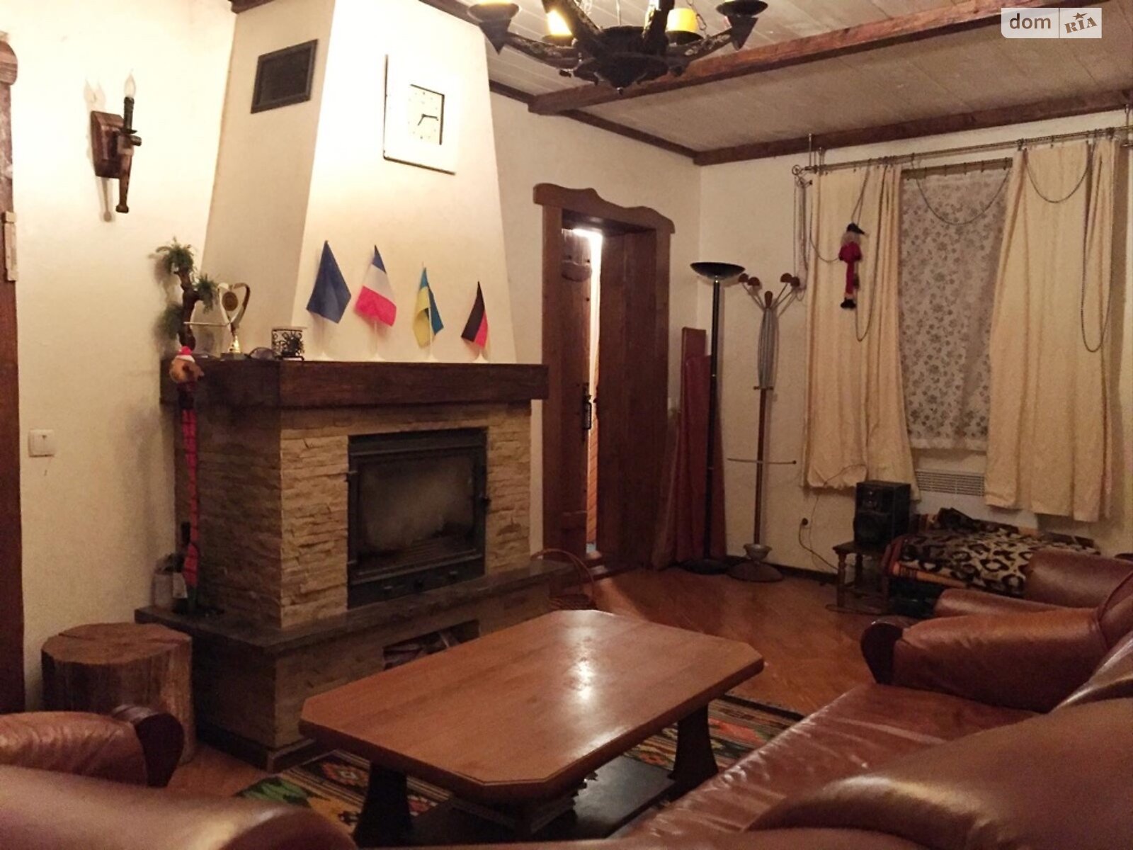 двухэтажный дом с отоплением, 100 кв. м, кирпич. Продажа в Угорниках фото 1 двухэтажный дом с отоплением, 100 кв. м, кирпич. Продажа в Угорниках фото 1