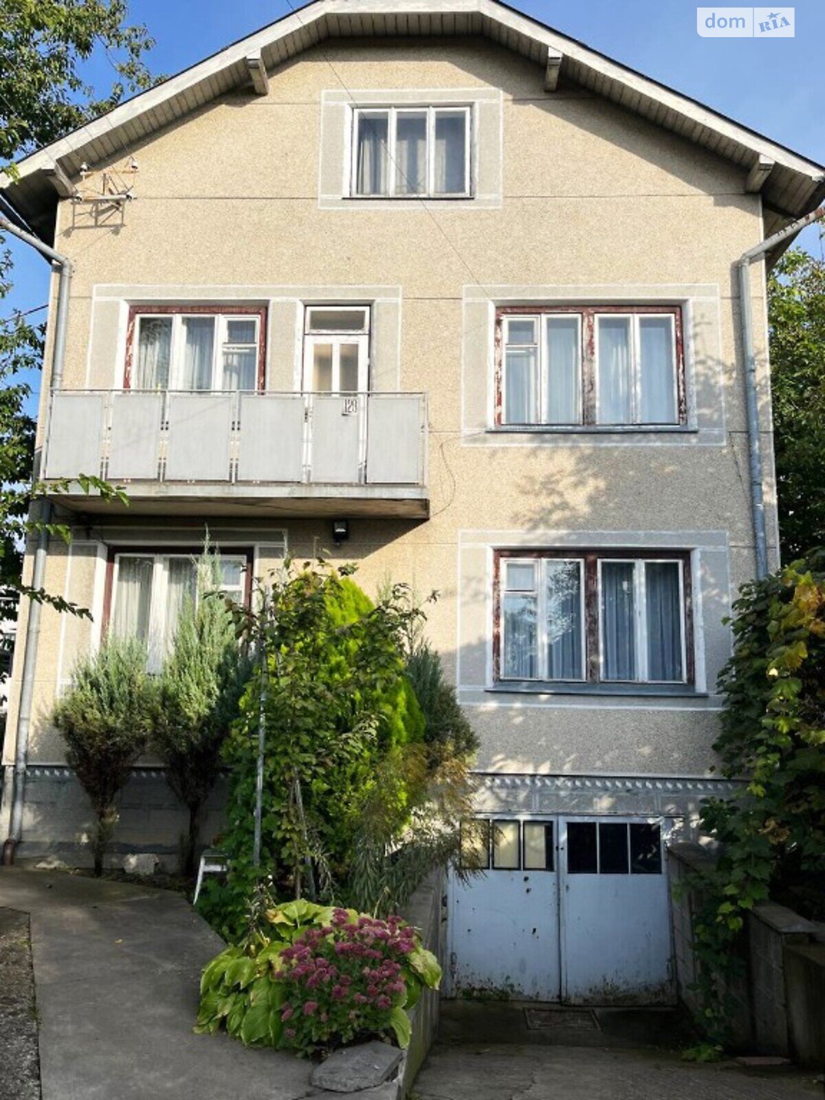 двоповерховий будинок з верандою, 300 кв. м, цегла. Продаж у Угорниках фото 1 двоповерховий будинок з верандою, 300 кв. м, цегла. Продаж у Угорниках фото 1