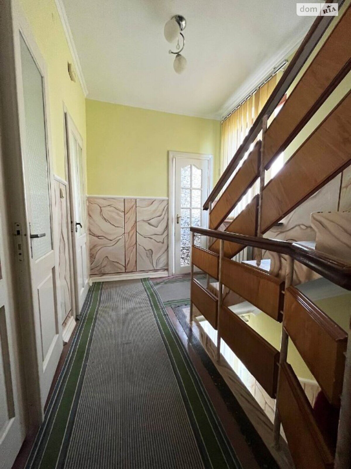 двоповерховий будинок з верандою, 300 кв. м, цегла. Продаж у Угорниках фото 1 двоповерховий будинок з верандою, 300 кв. м, цегла. Продаж у Угорниках фото 1
