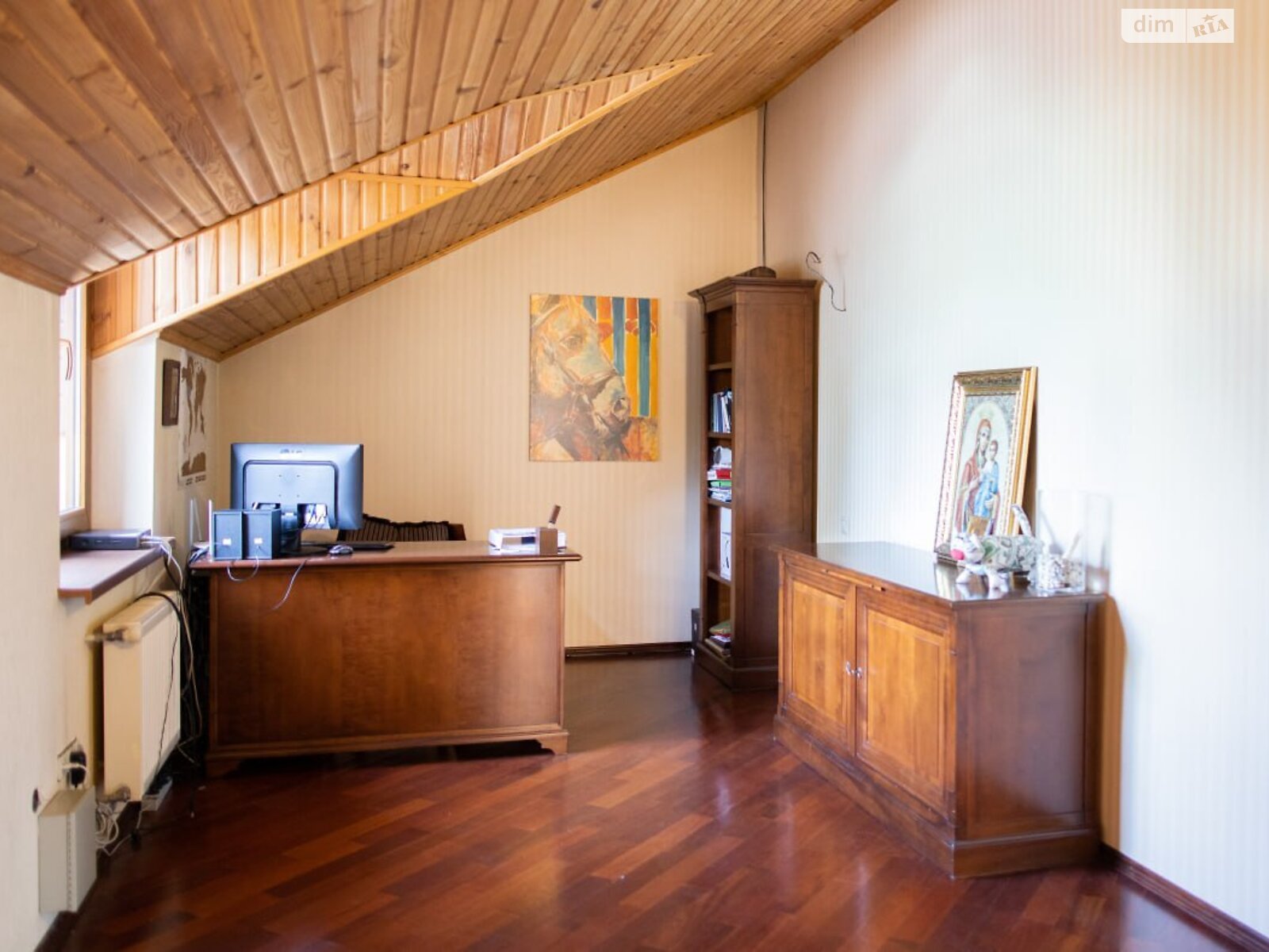 трехэтажный дом с гаражом, 396 кв. м, кирпич. Продажа в Ивано-Франковске фото 1 трехэтажный дом с гаражом, 396 кв. м, кирпич. Продажа в Ивано-Франковске фото 1