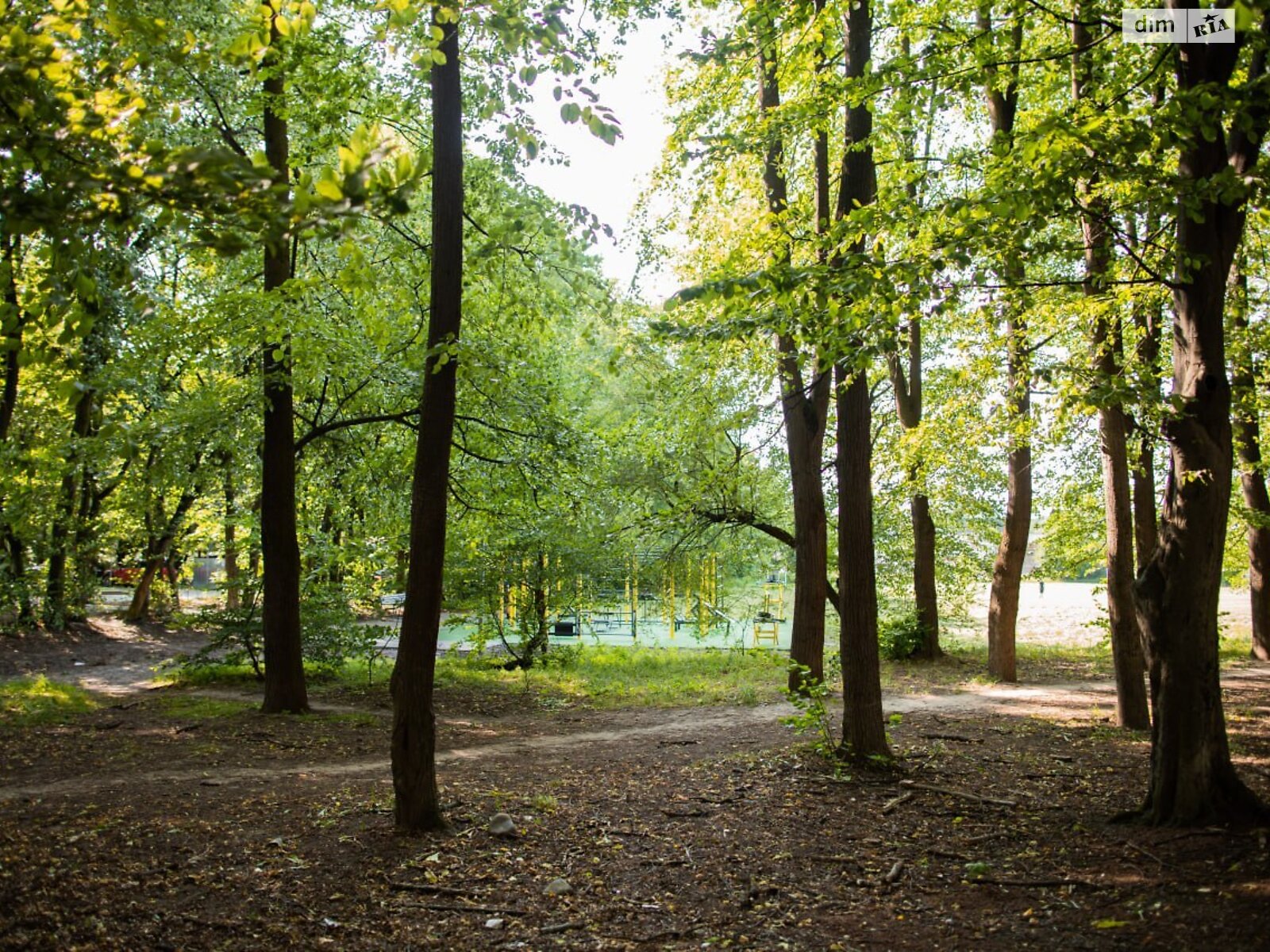 трехэтажный дом с гаражом, 395 кв. м, кирпич. Продажа в Ивано-Франковске фото 1 трехэтажный дом с гаражом, 395 кв. м, кирпич. Продажа в Ивано-Франковске фото 1