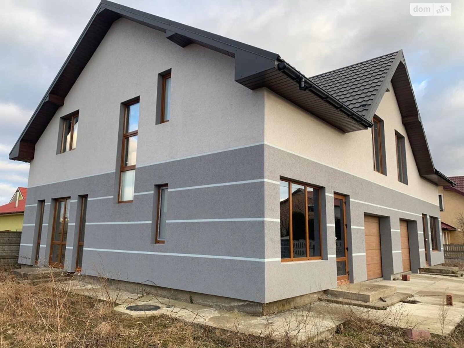 Продаж частини будинку в Івано-Франківську, 10 кімнат фото 1 Продаж частини будинку в Івано-Франківську, 10 кімнат фото 1
