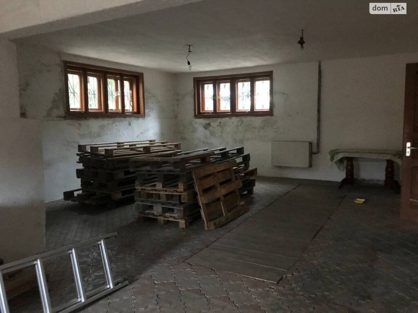 двухэтажный дом с балконом, 550 кв. м, кирпич. Продажа в Ивано-Франковске фото 1 двухэтажный дом с балконом, 550 кв. м, кирпич. Продажа в Ивано-Франковске фото 1