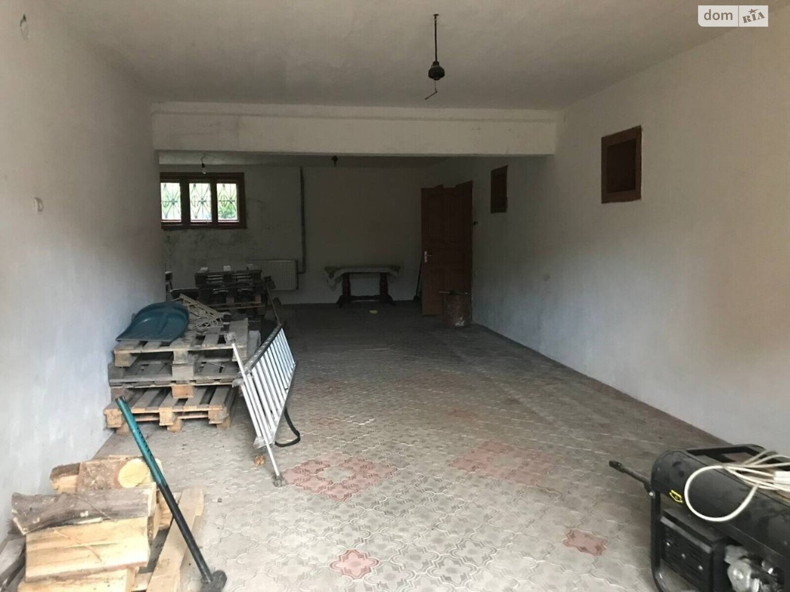 двухэтажный дом с балконом, 550 кв. м, кирпич. Продажа в Ивано-Франковске фото 1 двухэтажный дом с балконом, 550 кв. м, кирпич. Продажа в Ивано-Франковске фото 1