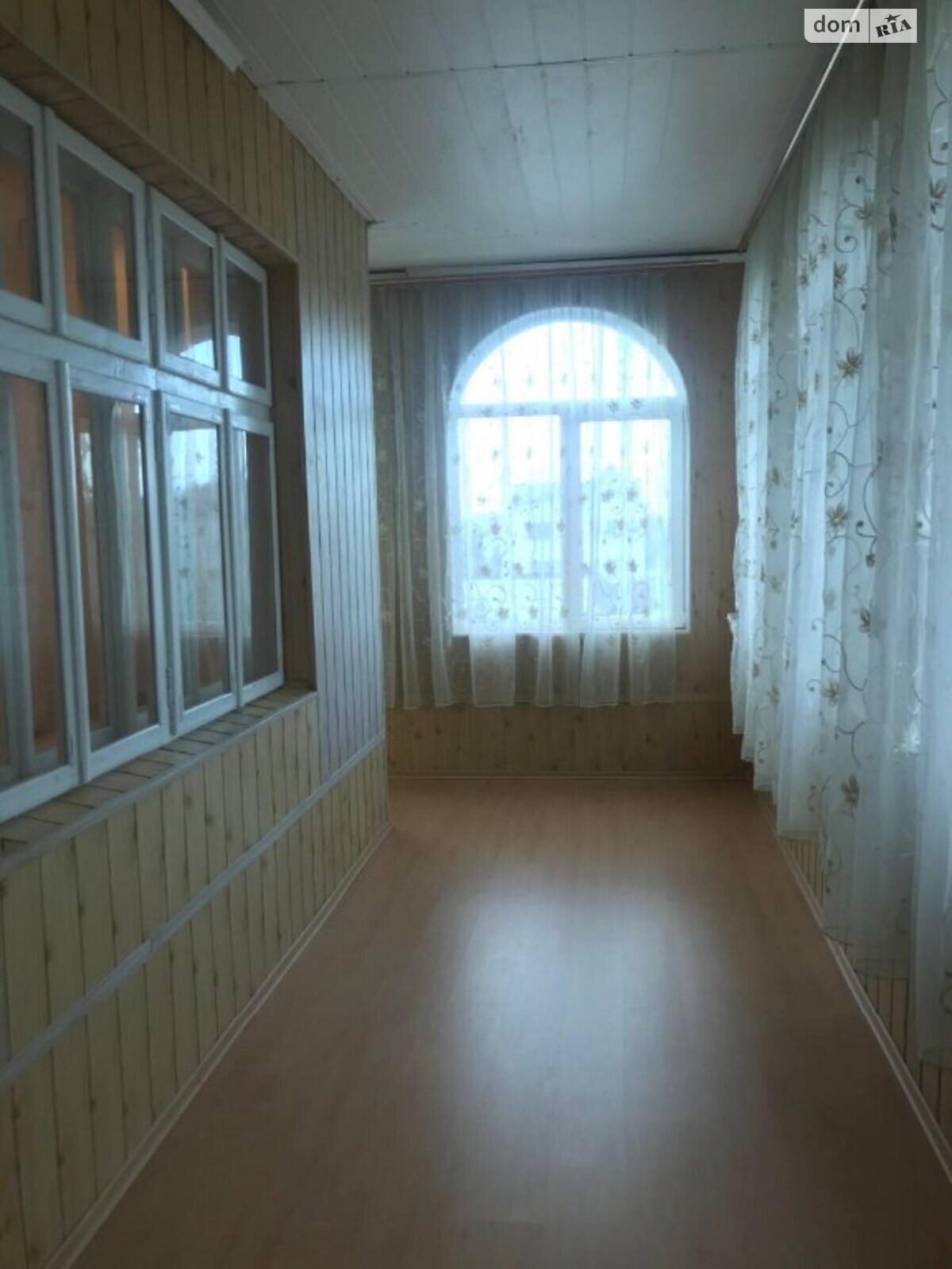 двухэтажный дом с балконом, 550 кв. м, кирпич. Продажа в Ивано-Франковске фото 1 двухэтажный дом с балконом, 550 кв. м, кирпич. Продажа в Ивано-Франковске фото 1