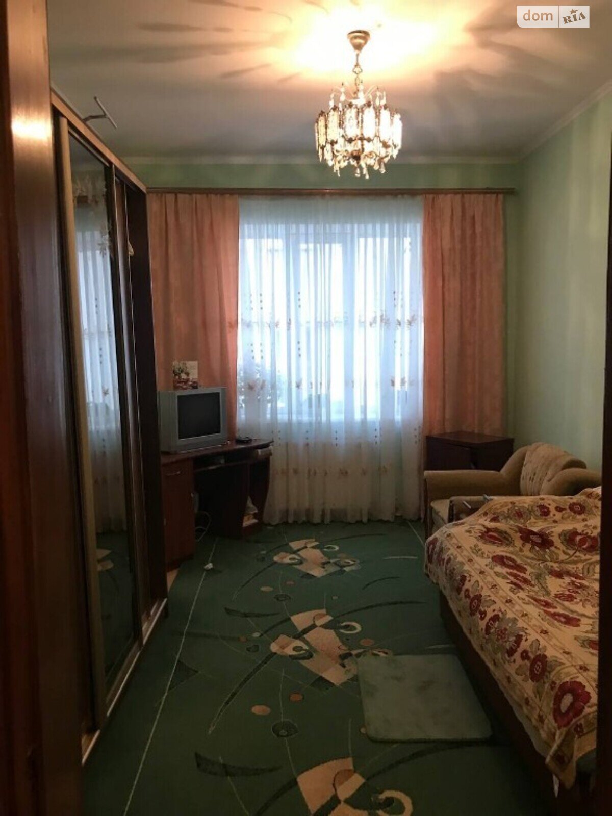 двухэтажный дом с балконом, 550 кв. м, кирпич. Продажа в Ивано-Франковске фото 1 двухэтажный дом с балконом, 550 кв. м, кирпич. Продажа в Ивано-Франковске фото 1