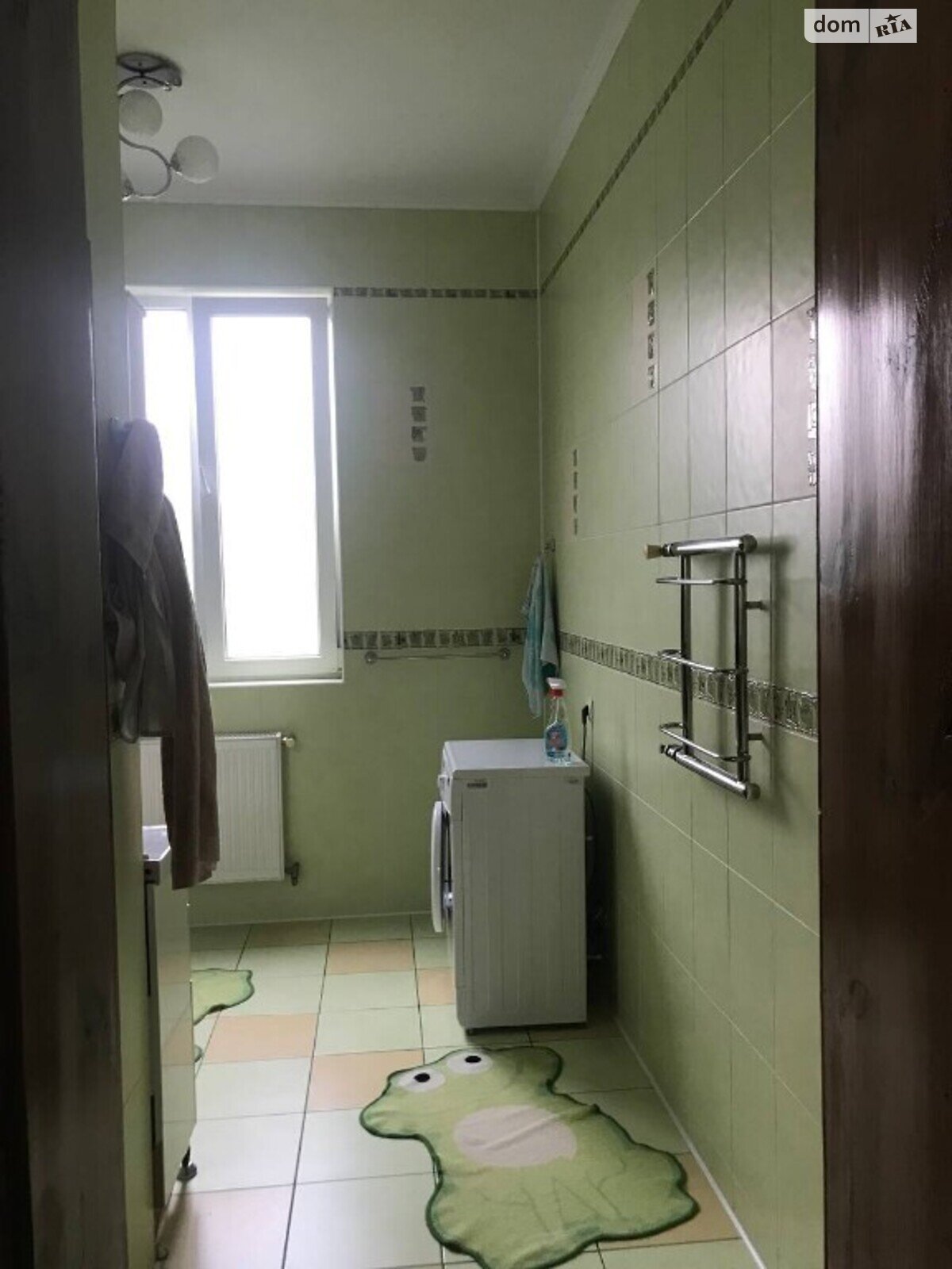 двухэтажный дом с балконом, 550 кв. м, кирпич. Продажа в Ивано-Франковске фото 1 двухэтажный дом с балконом, 550 кв. м, кирпич. Продажа в Ивано-Франковске фото 1