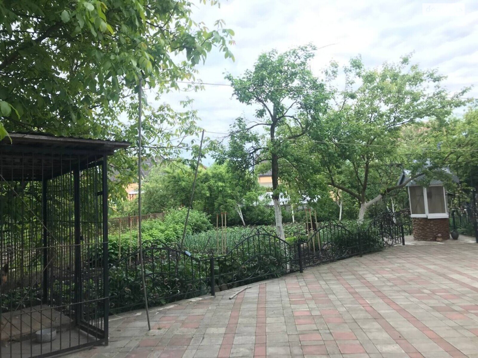 двухэтажный дом с балконом, 550 кв. м, кирпич. Продажа в Ивано-Франковске фото 1 двухэтажный дом с балконом, 550 кв. м, кирпич. Продажа в Ивано-Франковске фото 1