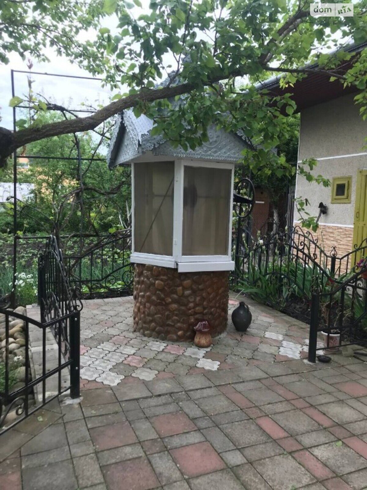двухэтажный дом с балконом, 550 кв. м, кирпич. Продажа в Ивано-Франковске фото 1 двухэтажный дом с балконом, 550 кв. м, кирпич. Продажа в Ивано-Франковске фото 1