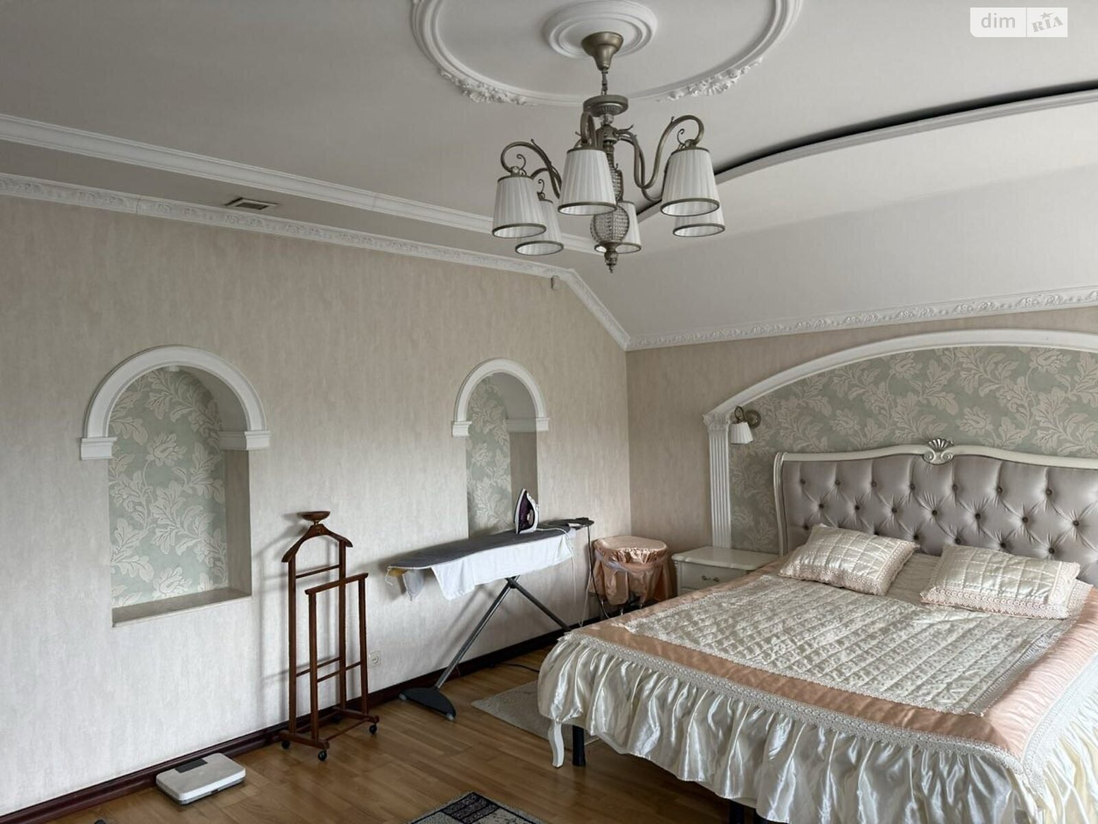 двухэтажный дом с гаражом, 170 кв. м, кирпич. Продажа в Ивано-Франковске фото 1 двухэтажный дом с гаражом, 170 кв. м, кирпич. Продажа в Ивано-Франковске фото 1