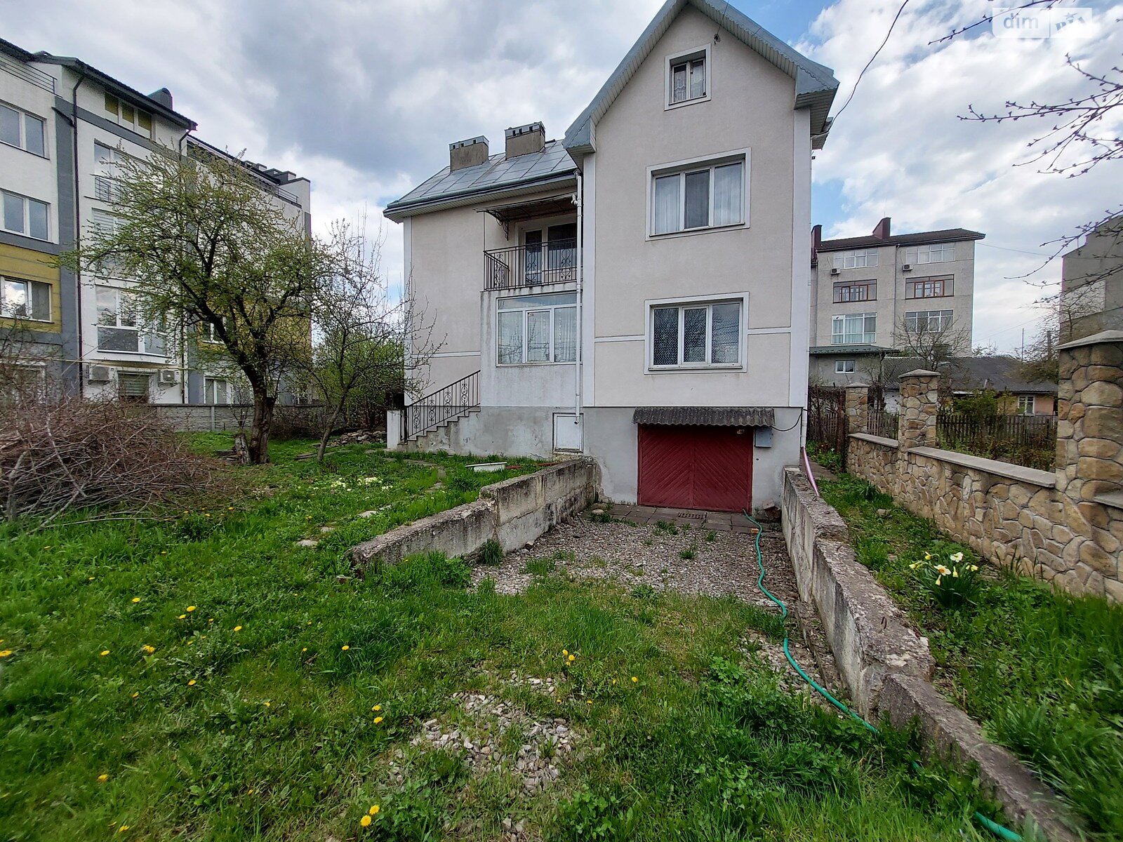 двухэтажный дом с мансардой, 250 кв. м, кирпич. Продажа в Ивано-Франковске район Горка фото 1 двухэтажный дом с мансардой, 250 кв. м, кирпич. Продажа в Ивано-Франковске район Горка фото 1
