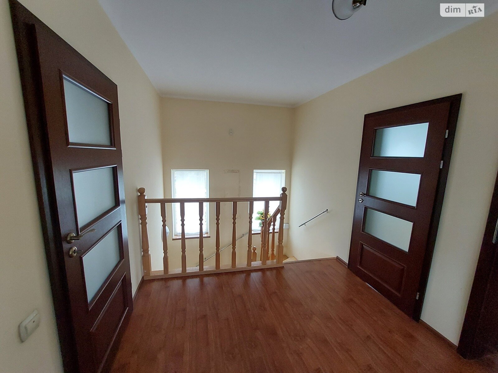 двухэтажный дом с мансардой, 250 кв. м, кирпич. Продажа в Ивано-Франковске район Горка фото 1 двухэтажный дом с мансардой, 250 кв. м, кирпич. Продажа в Ивано-Франковске район Горка фото 1